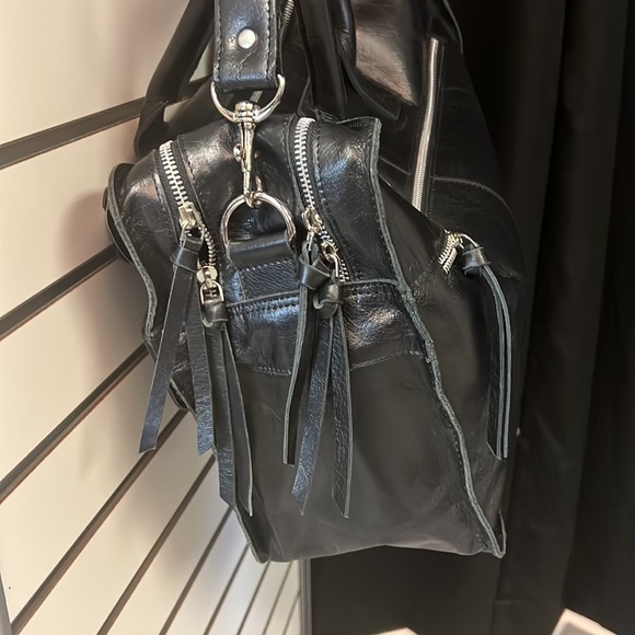 100% genuine leather bag with shoulder strap, multiple zip, polka dots - Picture 7 of 12